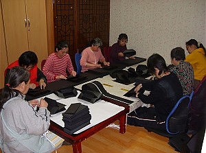 작업중인 식구들
