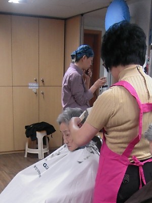 봄 맞이 요양원 어르신들 이미용~