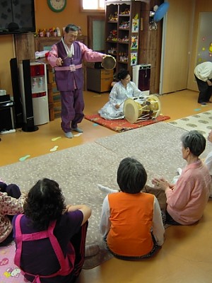 6월 3일 민요공연(데이케어&요양원)